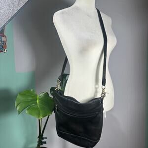 Vintage Partners Mervyn’s Black Leather Crossbody Purse Bag Zip Pockets